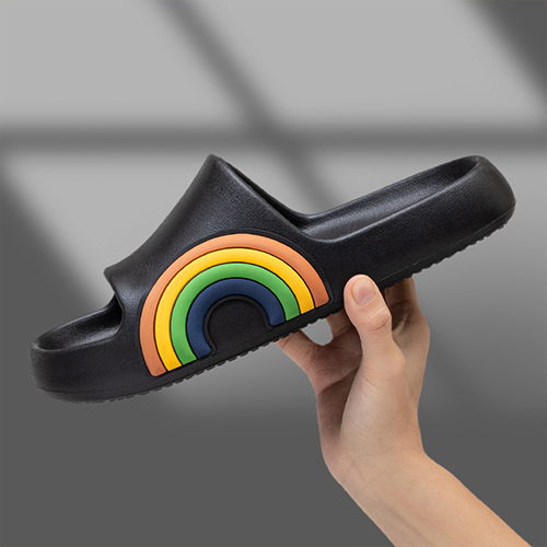 A062  รองเท้ายางนุ่ม  Rainbow Slides